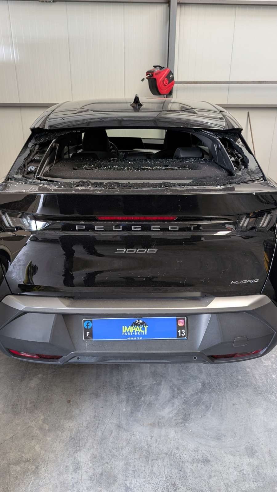 Inspection Peugeot 3008 Hybrid - Étape 1